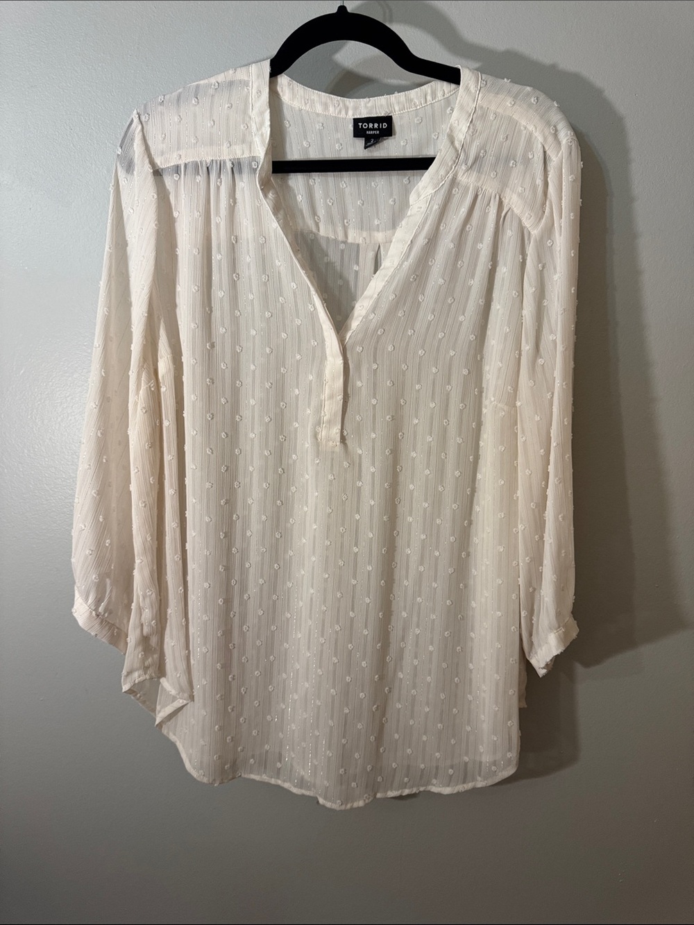 torrid Cream Swiss Dot Split-Neck Tunic Blouse